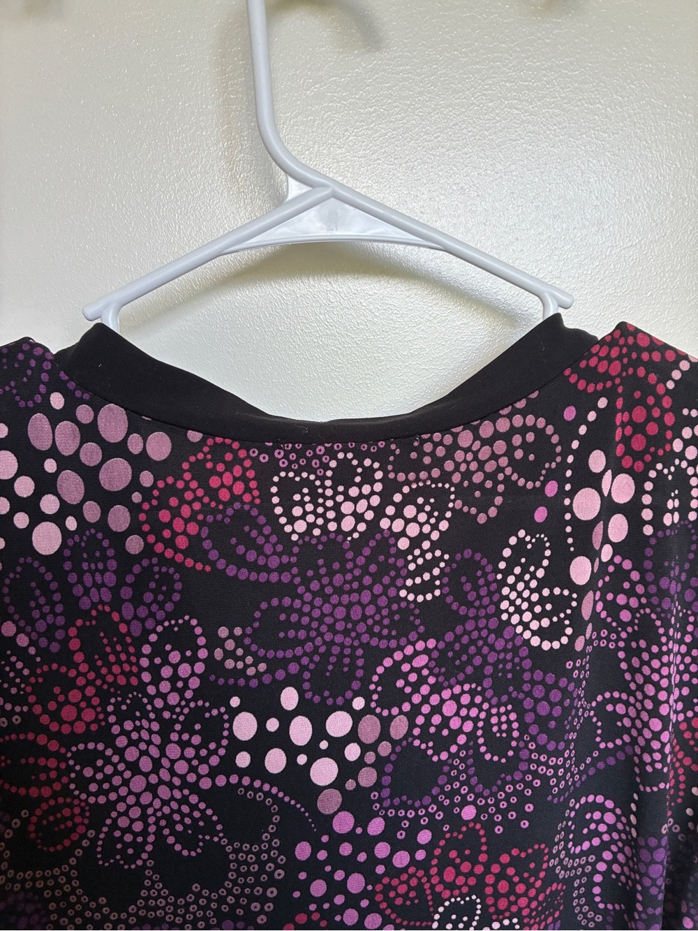Suzie Couture Short Sleeve Blouse - Picture 14 of 14